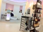 beautiful saloon for nails....just love it!!