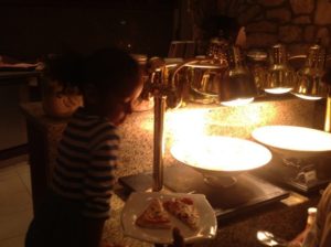 Shangri La 2012 (Our 1st night in Shangri-La hotel, dinner with my family @Al Tanoor rest.)