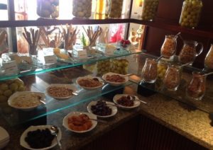 Shangri La, 2012 (Kids breakfast @Al Tanoor Restaurant, Shangri-La Hotels. Aug, 2012)