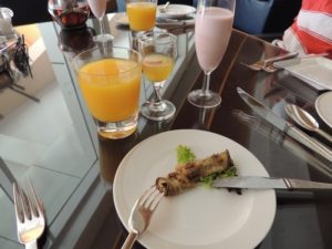 Shangri La, 2012 (Breakfast with hubby @Al Husn, Shangri-La Hotel. Aug, 2012)