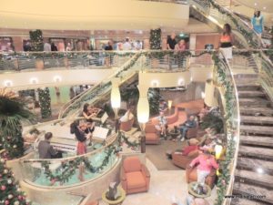 MSC Poesia casual night (Casual Night @ MSC Poesia Cruise Ship Day 8, Dec 8. 2012)