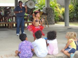 DSCN5116 (@ Saturday market in Rarotonga, Cook Islands-Our around the world trip Nov-Dec 2013)