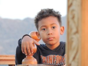 DSCN6103 (Family Sunset Dhow Cruise-Muscat, Oman 2013)