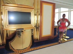 DSCN7095 (Our 10th wedding anniversary at Burj Al Arab hotel, Dubai)