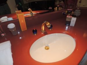 DSCN7133 (Our 10th wedding anniversary at Burj Al Arab hotel, Dubai)