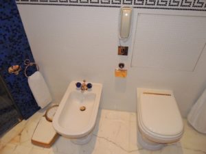 DSCN7143 (Our 10th wedding anniversary at Burj Al Arab hotel, Dubai)