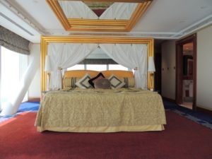 DSCN7147 (Our 10th wedding anniversary at Burj Al Arab hotel, Dubai)