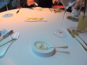 DSCN7215 (At Burj Al Arab hotel-Celebrate our 10th wedding anniversary-2014)