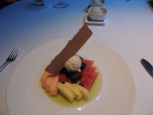 DSCN7239 (At Burj Al Arab hotel-Celebrate our 10th wedding anniversary-2014)